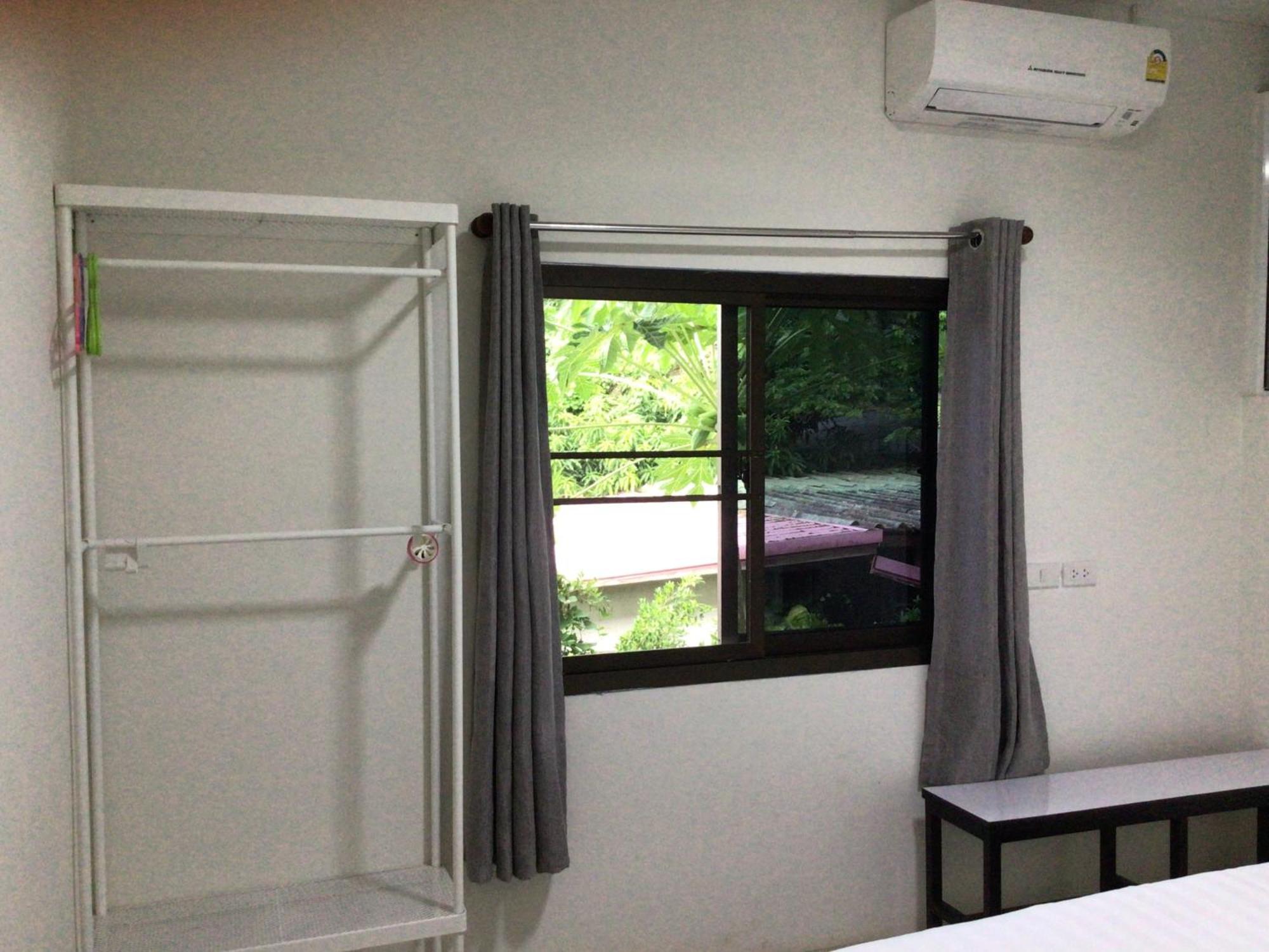 Baan Talay Hostel Koh Mak Exterior photo